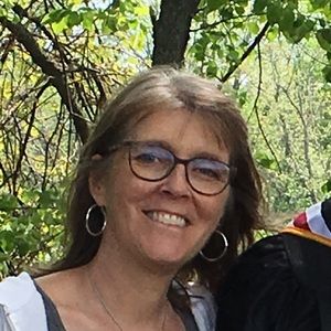 Meet your Posher, Carolyn